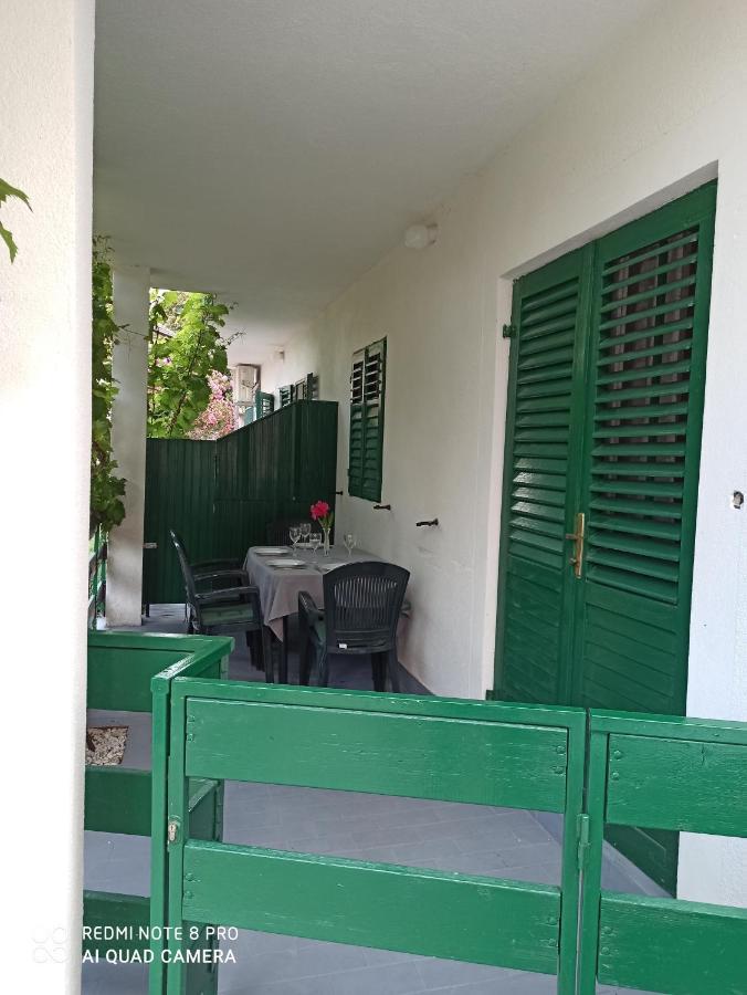 Apartment Kosor Zaboric Exterior foto